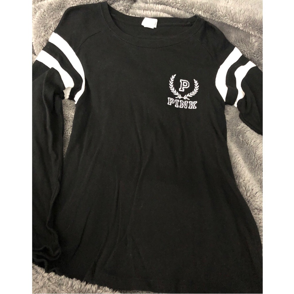 Victoria’s Secret Long Sleeve Tee